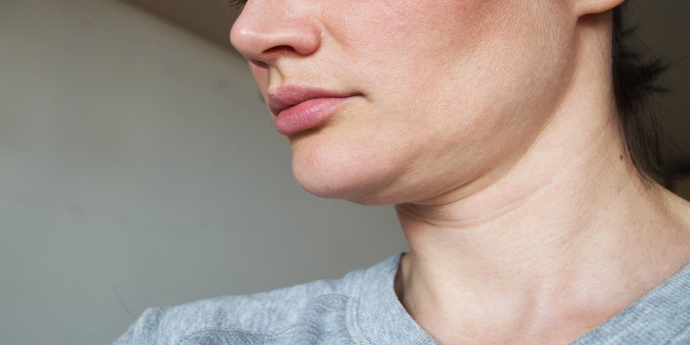 Chin exercise for online double chin